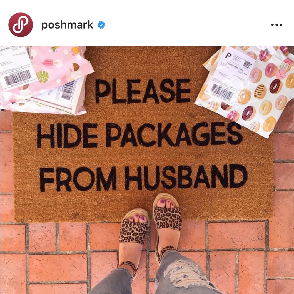 Please Hide Package - image 1